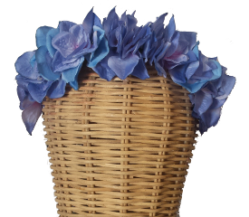 Diadema Sueño. Diadema de hortensias en tonos de azules y rosas montada sobre diadema de raso negra. : PVP 20 euros