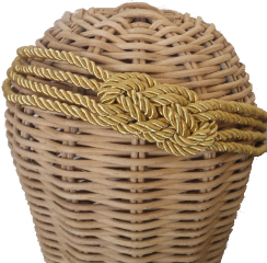 Tocado Cordón oro (+ negro y rojo). Tocado de cordón de seda en color dorado haciendo forma de nudo y sujeto con goma elástica negra. : PVP 10 euros