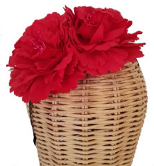Diadema flores rojas. Tocado flores rojas montado sobre diadema de raso negra : PVP 30 euros